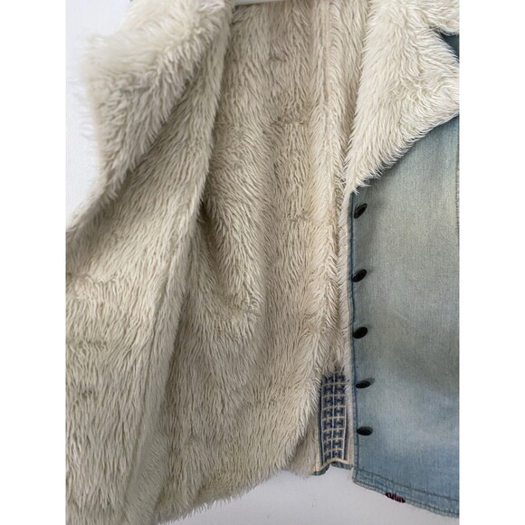 Free People Light Blue Jean Jacket with White Fur Collar - Picture 6 of 11